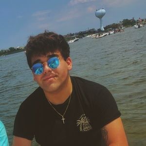 Meet your Posher, Anthony